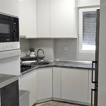 Apartman Apartman Luka Stan Na Dan