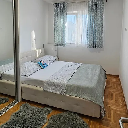 Apartman Luka Stan Na Dan Apartman