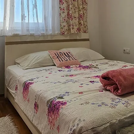 Apartman Luka Stan Na Dan Apartman