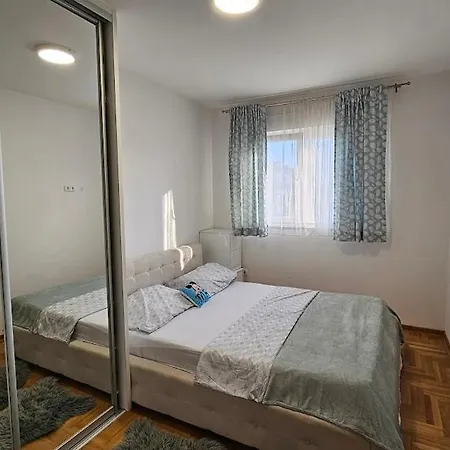 Apartman Luka Stan Na Dan